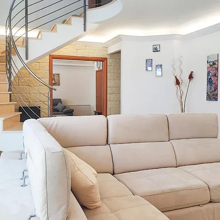 Awesome In Holiday home Marinella di Selinunte